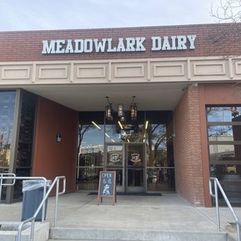 Meadowlark Dairy - Livermore - Ice Cream & Frozen Yogurt Near Me - Livermore, California