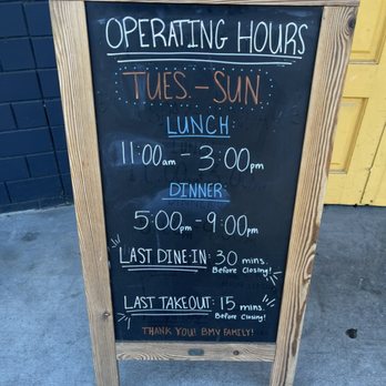 Bhan Mae Vane - Operating hours posted outside Bhan Mae Vane in Alameda. - Thai Near Me - Alameda, California Bhan Mae Vane - Operating hours posted outside Bhan Mae Vane in Alameda. - Thai Near Me - Alameda, California