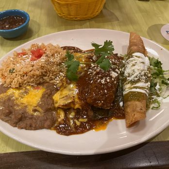 Pappasito's Cantina - Just Exceptional....rice,beans,beef enchiladas, tamales,Flauta - Tex-Mex Near Me - Fort Worth, Texas