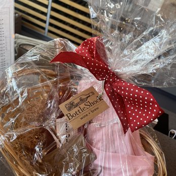 BottleShock Wine & Brew - They believe in supporting community...beautiful donation for Dress for Success Bakersfield fundraising gala! - Wine Bars Near Me - Bakersfield, California