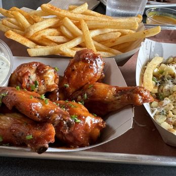Heads And Tails Barbecue - Wings , Fries , Corn Salad - Barbeque Near Me - Berkeley, California