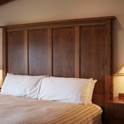 Sweetwater Inn and Spa - Comfy bed makes for a good nights sleep.