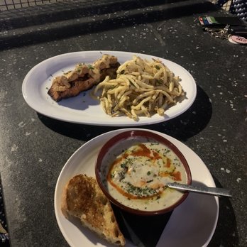 Pacific Table - Blackened Salmon, Clam Chowder - Seafood Near Me - Irving, Texas Pacific Table - Blackened Salmon, Clam Chowder - Seafood Near Me - Irving, Texas