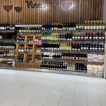 ALDI - Wine selection is small - Grocery Near Me - Ormond Beach, Florida ALDI - Wine selection is small - Grocery Near Me - Ormond Beach, Florida