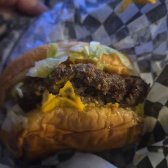 HotBox Burgers - Cjeeseburger - Burgers Near Me - Los Angeles, California HotBox Burgers - Cjeeseburger - Burgers Near Me - Los Angeles, California