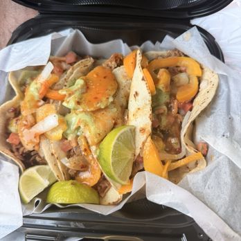 El Rey Taqueria - Carnitas tacos - Mexican Near Me - Sacramento, California