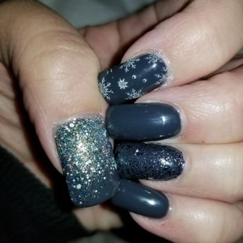 D Hair To be Different - Winter/holiday nails 2017 - Hair Salons Near Me - Henderson, Nevada D Hair To be Different - Winter/holiday nails 2017 - Hair Salons Near Me - Henderson, Nevada