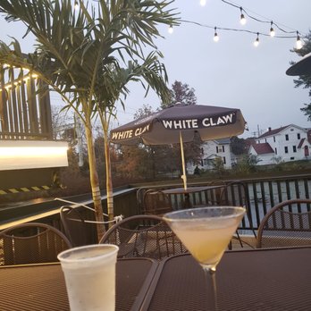 Stonebridge Restaurant - Deck dining! - Seafood Near Me - Milford, Connecticut