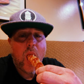 Simi's Cafe - Putting that mango shrimp in my mouth - Asian Fusion Near Me - Gilbert, Arizona