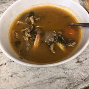 Basil Canteen - Dtom Yum Goong Soup (shrimp and mushroom spicy lemongrass soup) - Thai Near Me - San Francisco, California