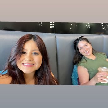 Sparkle Nail Bar - Comfy seats - Nail Salons Near Me - Elk Grove, California Sparkle Nail Bar - Comfy seats - Nail Salons Near Me - Elk Grove, California