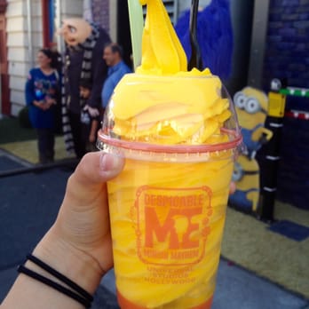 Despicable Delights - Freeze ray smoothie - Ice Cream & Frozen Yogurt Near Me - Universal City, California