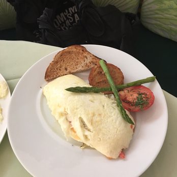 Polo Lounge - Omelette - New American Near Me - Beverly Hills, California Polo Lounge - Omelette - New American Near Me - Beverly Hills, California