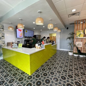 Jus Bar - Inside - Juice Bars & Smoothies Near Me - Las Vegas, Nevada Jus Bar - Inside - Juice Bars & Smoothies Near Me - Las Vegas, Nevada