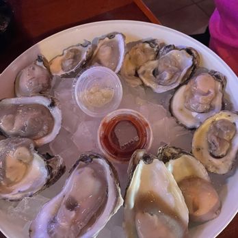 Lone Star Oyster Bar - Oysters on the half shell - Dive Bars Near Me - Lubbock, Texas Lone Star Oyster Bar - Oysters on the half shell - Dive Bars Near Me - Lubbock, Texas