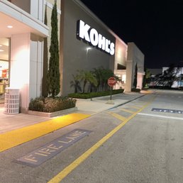 Exterior outside entrance of Kohl's - COCONUT CREEK, Florida Exterior outside entrance of Kohl's - COCONUT CREEK, Florida