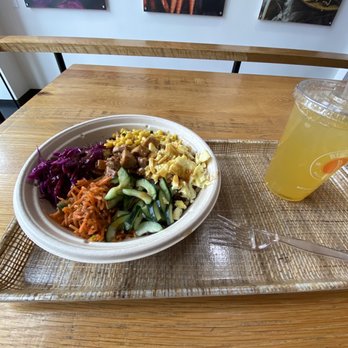 BIBIBOP Asian Grill - Half spicy chicken/half chicken bowl with Passion fruit lemonade. - Asian Fusion Near Me - University Heights, Ohio