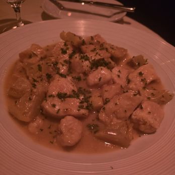 Piero's Italian Cuisine - Chicken carciafi - Italian Near Me - Las Vegas, Nevada