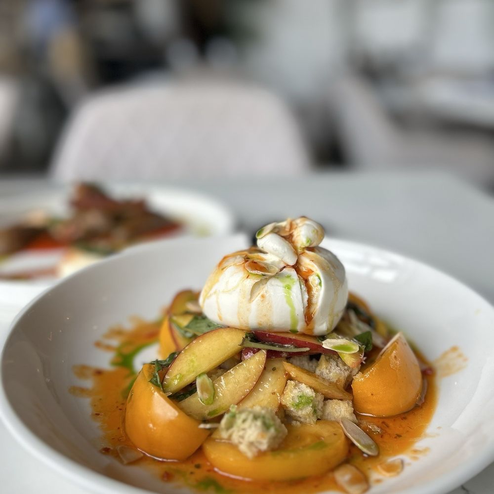 Fishbone Kitchen + Grill - Niagara peaches & burratini - Seafood Near Me - Aurora, Ontario