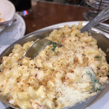 Shaw's Crab House - Lobster Mac & Cheese - Seafood Near Me - Chicago, Illinois Shaw's Crab House - Lobster Mac & Cheese - Seafood Near Me - Chicago, Illinois