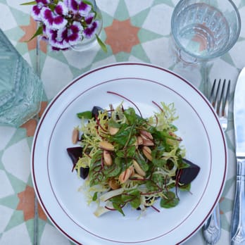 Le Fanfare - Salad mix - Italian Near Me - Brooklyn, New York