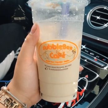 BubbleBee Cafe - Bubble Tea Near Me - Worcester, Massachusetts