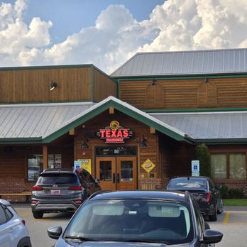 Texas Roadhouse - American Near Me - Mt. Prospect, Illinois