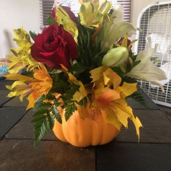 Kills Flowers - This is what she got from Kill's Flowers. Not even close!!! - Florists Near Me - Spencerville, Ohio Kills Flowers - This is what she got from Kill's Flowers. Not even close!!! - Florists Near Me - Spencerville, Ohio