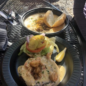 Darwell's Cafe - Salad Near Me - Long Beach, Mississippi