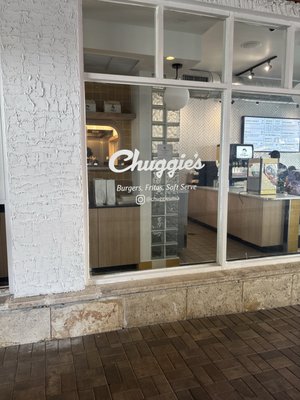 Chuggie's by null