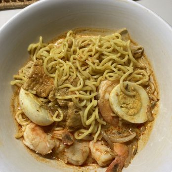 Cafe Kopi - Laksa in regular saimin bowl with tiny amount of broth that comes in coffee cup!  Barely enough to wet your pallet. - Coffee & Tea Near Me - Kailua, Hawaii
