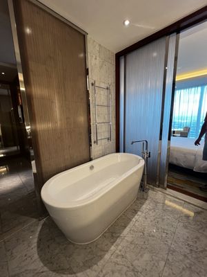Grand Hyatt Manila by null