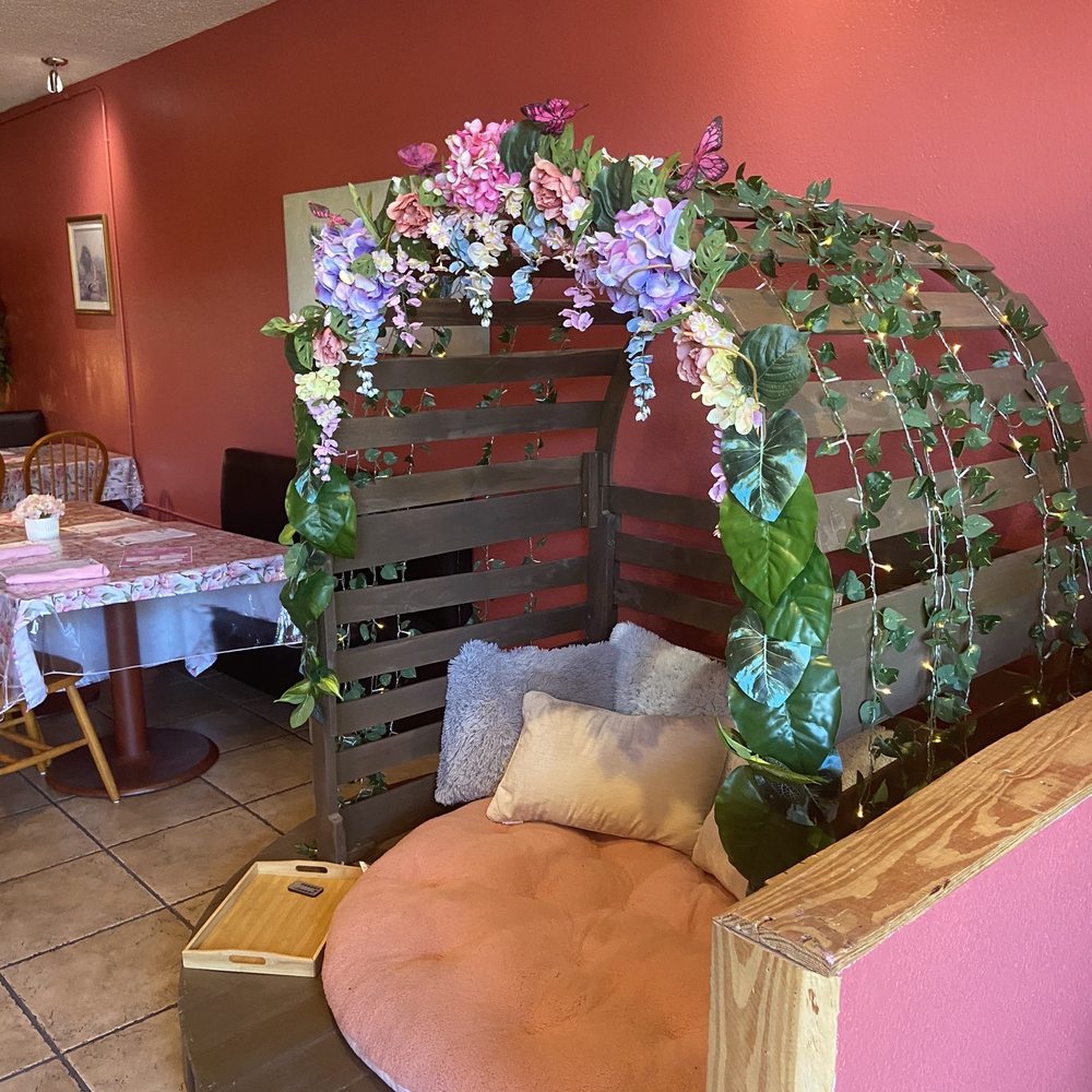 Vida Cafe - Picture area and sitting area. - Italian Near Me - Fort Worth, Texas Vida Cafe - Picture area and sitting area. - Italian Near Me - Fort Worth, Texas