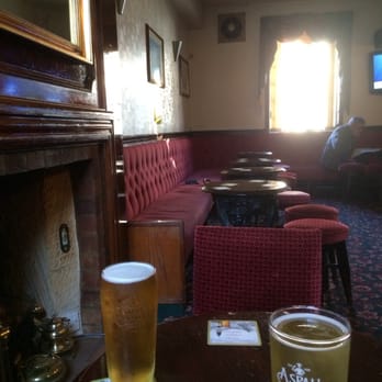 Sandridge Hotel - Sunday afternoon pint... - Pubs Near Me - Wallasey, XMS Sandridge Hotel - Sunday afternoon pint... - Pubs Near Me - Wallasey, XMS