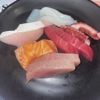 Osaka Sushi - Top to bottom: squid, octopus, tuna, yellowtail, salmon, albacore - Bubble Tea Near Me - Redding, California