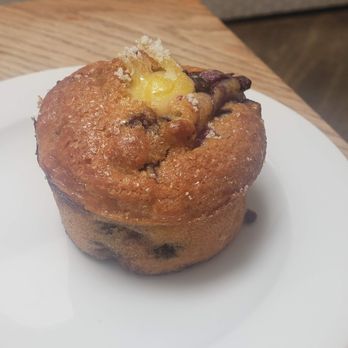 Saint Frank Coffee - Blueberry muffin with lemon curd - Coffee & Tea Near Me - San Francisco, California