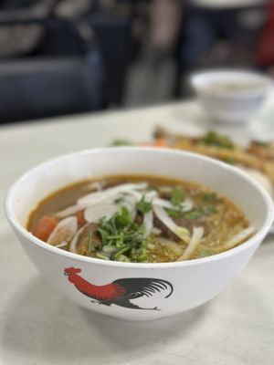 Phở Gà Vàng by null