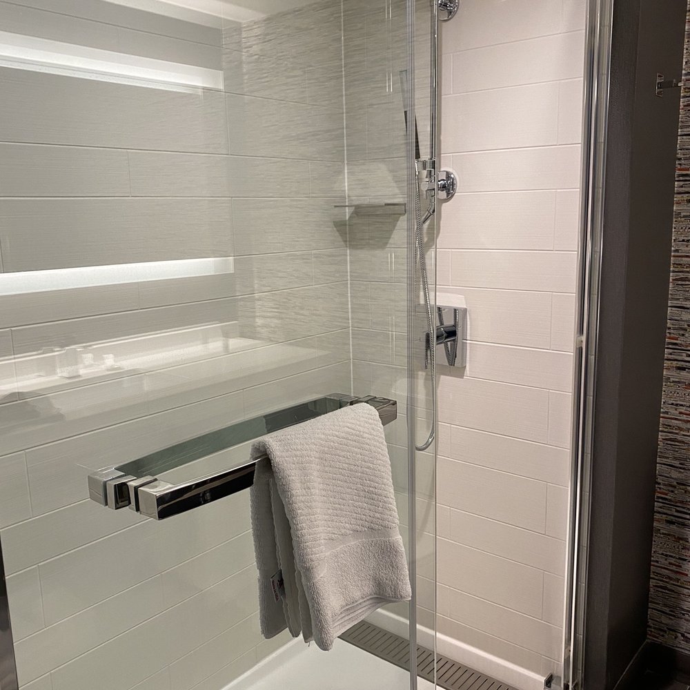 Baltimore Marriott Waterfront - Nice shower - Hotels Near Me - Baltimore, Maryland Baltimore Marriott Waterfront - Nice shower - Hotels Near Me - Baltimore, Maryland