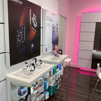 T-Mobile - Display - Mobile Phones Near Me - San Leandro, California