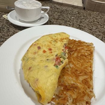 B-Line Diner - Great omelette and cappuccino - American Near Me - Orlando, Florida