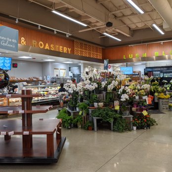 Gelson's Manhattan Beach - Grocery Near Me - Manhattan Beach, California
