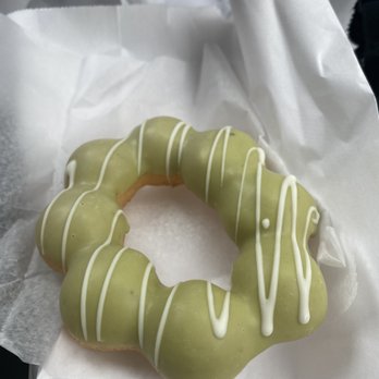 Croffle House - matcha mochi donut - Bakeries Near Me - Flushing, New York Croffle House - matcha mochi donut - Bakeries Near Me - Flushing, New York