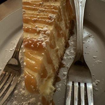 Ralphs Italian Restaurant - New York cheesecake - Italian Near Me - Philadelphia, Pennsylvania