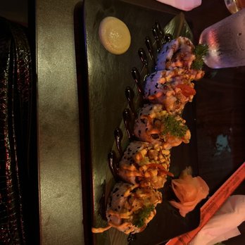 CZEN Restaurant Brooklyn - CZEN Rolls with shrimp - Caribbean Near Me - Brooklyn, New York CZEN Restaurant Brooklyn - CZEN Rolls with shrimp - Caribbean Near Me - Brooklyn, New York