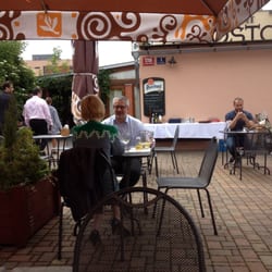 Arrosto Ristorante - Příjemná venkovní zahrádka