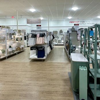Home Goods - Lamps and window treatments - Department Stores Near Me - Fox Chapel, Pennsylvania