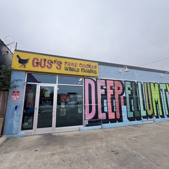 Gus's World Famous Fried Chicken - Chicken Shop Near Me - Dallas, Texas