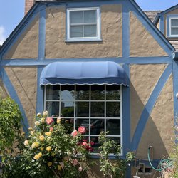 Wen Han Awning - Our beautiful new awning!