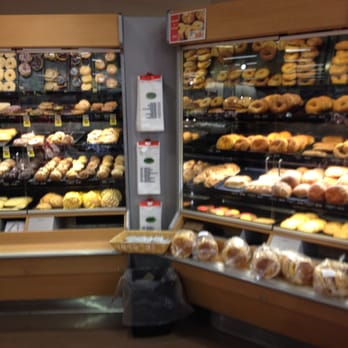 Albertsons - pastries and bread - Grocery Near Me - Goleta, California
