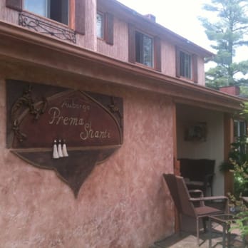 Auberge Prema Shanti - Hotels Near Me - Val-David, Quebec Auberge Prema Shanti - Hotels Near Me - Val-David, Quebec